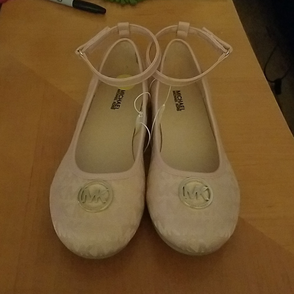 NWT Blush MK Monogram Flats